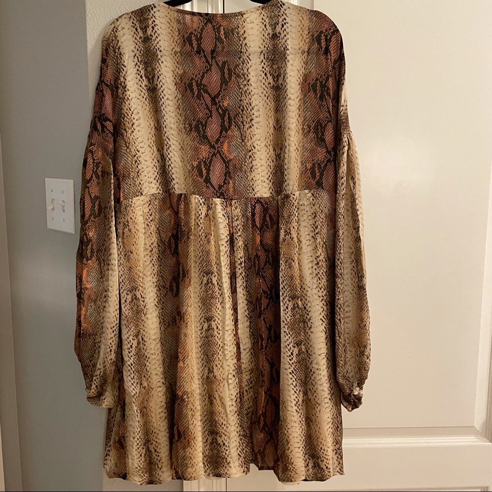 NWT Boutique Dress - Picture 4 of 5